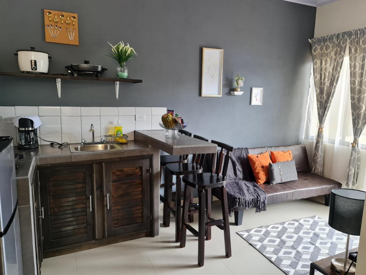 Apartamentos Ave Del Paraiso Alajuela Eksteriør billede