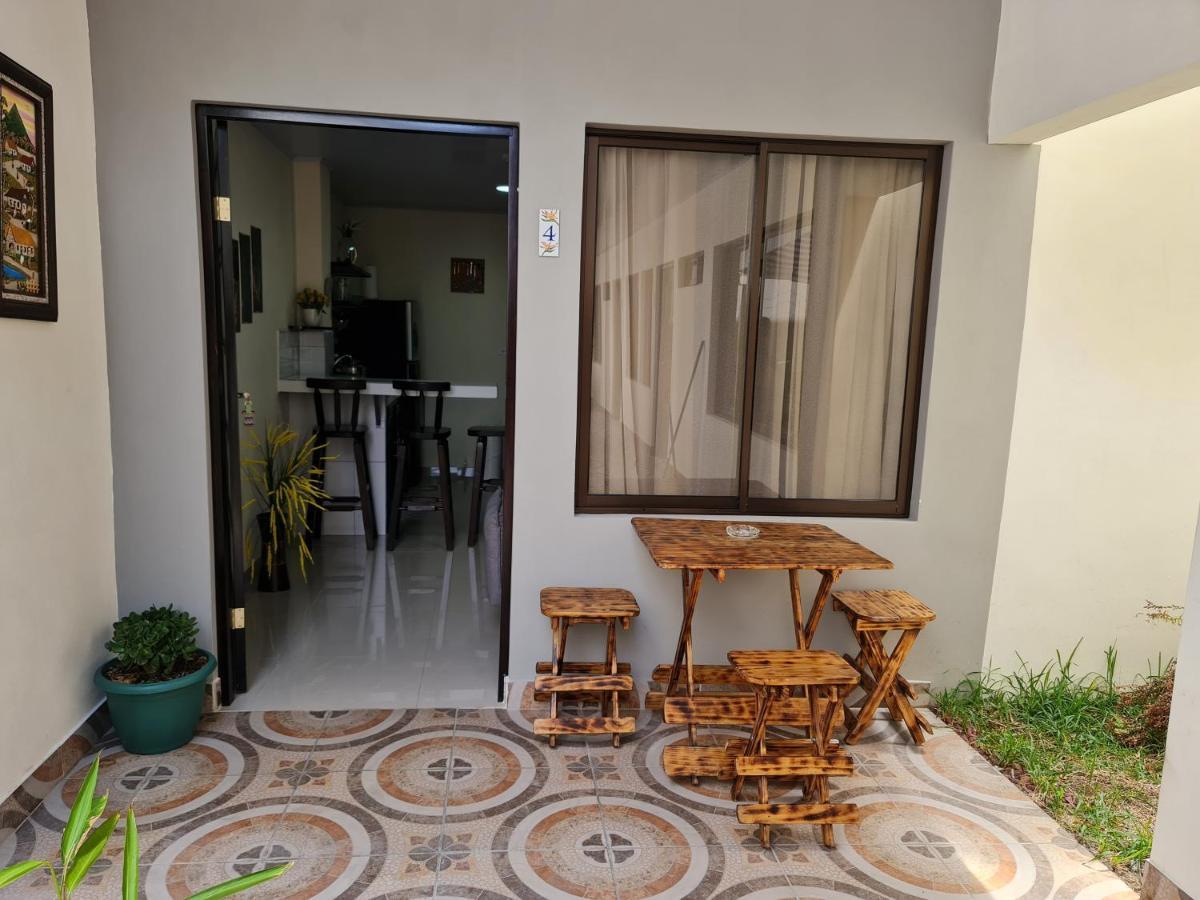 Apartamentos Ave Del Paraiso Alajuela Eksteriør billede