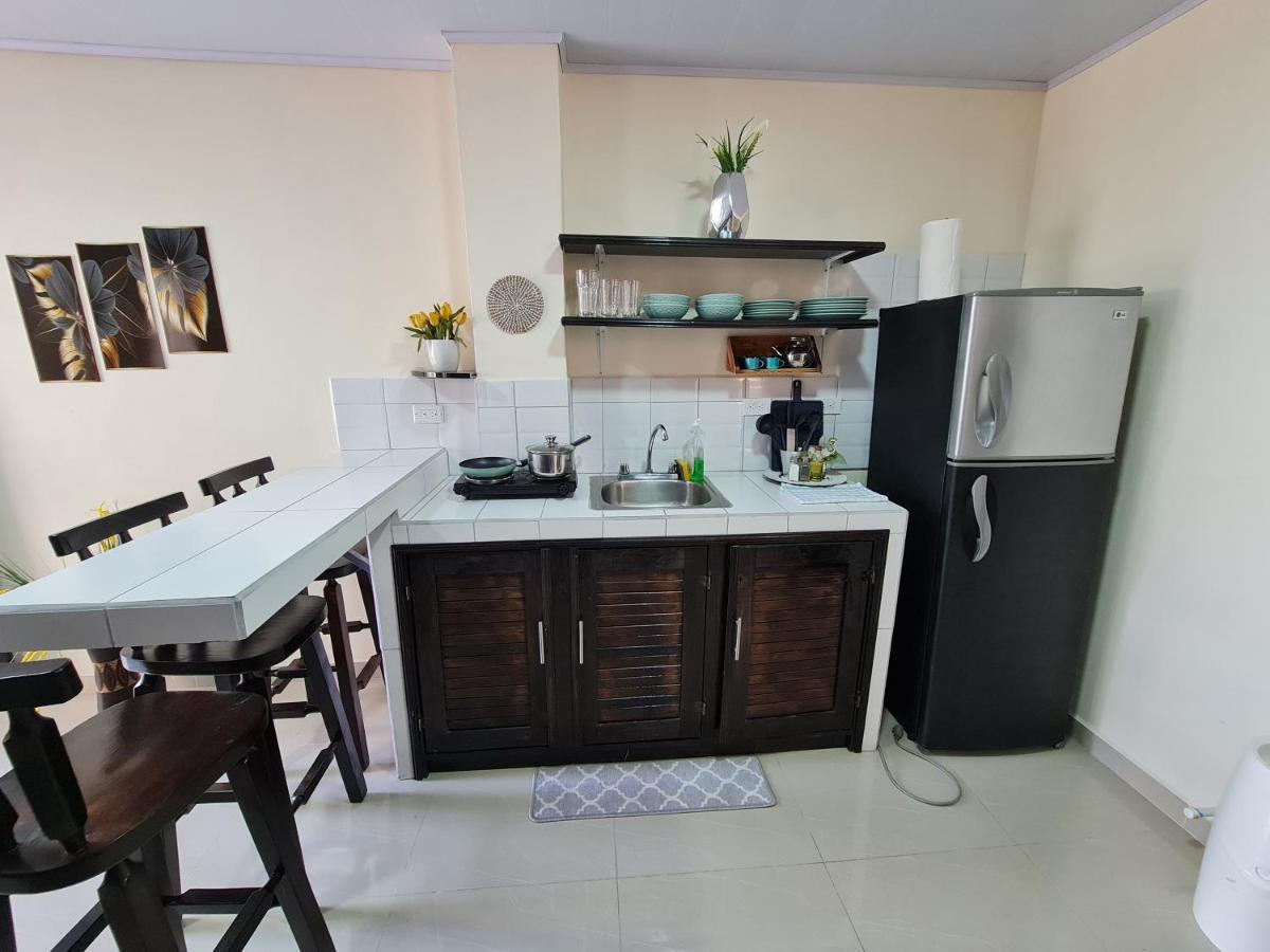 Apartamentos Ave Del Paraiso Alajuela Eksteriør billede