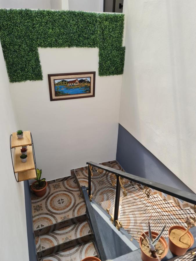 Apartamentos Ave Del Paraiso Alajuela Eksteriør billede