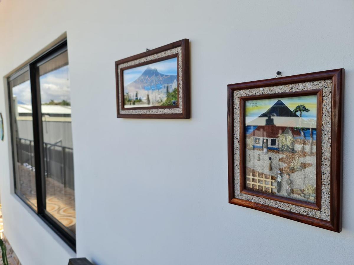 Apartamentos Ave Del Paraiso Alajuela Eksteriør billede