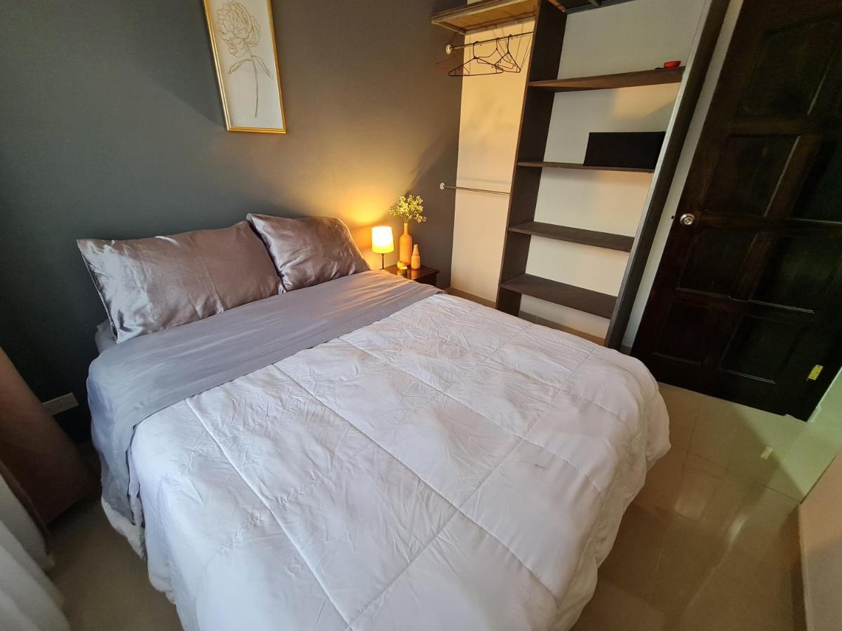 Apartamentos Ave Del Paraiso Alajuela Eksteriør billede